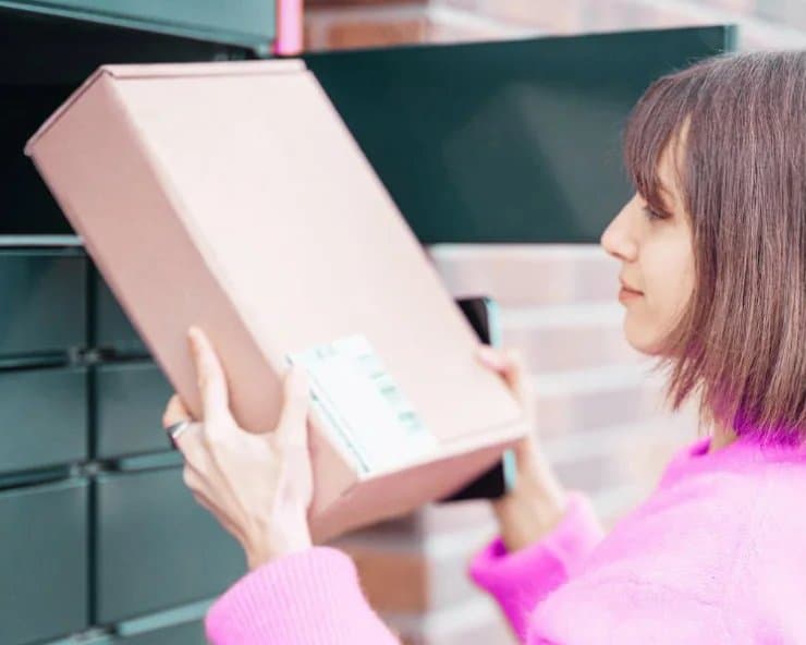 Point relais automatisé avec casiers connectés Lockolis